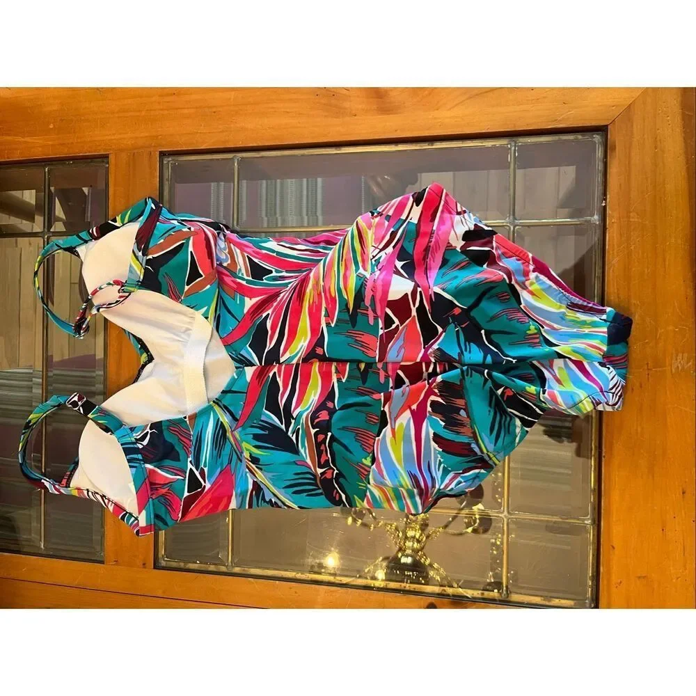 Aqua Green Women's Tropical Shirred One Piece Swimsuit Multicolor Medium NWOT